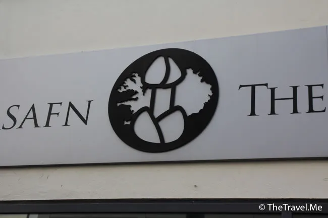 粗眉仔, 旅遊, Travel, 渡假, 觀光, sightseeing, 歐洲, 冰島, 北極, 瀑布, 熔岩, 冰山, Europe, Iceland, Golden Circle, 火山, volcano, Reykjavik, Akureyri, lake Myvatn, glacier, 冰川