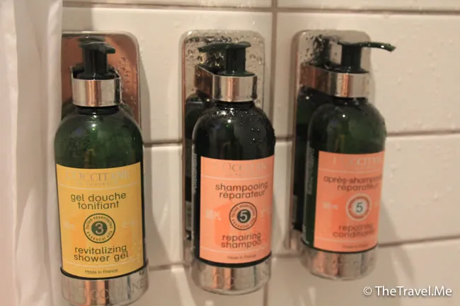 粗眉仔, 旅遊, Travel, 渡假, 觀光, sightseeing, 歐洲, 冰島, 北極, 瀑布, 熔岩, 冰山, Europe, Iceland, Golden Circle, 火山, volcano, Reykjavik, Akureyri, lake Myvatn, glacier, 冰川