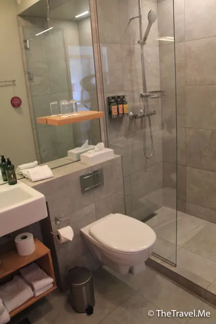 粗眉仔, 旅遊, Travel, 渡假, 觀光, sightseeing, 歐洲, 冰島, 北極, 瀑布, 熔岩, 冰山, Europe, Iceland, Golden Circle, 火山, volcano, Reykjavik, Akureyri, lake Myvatn, glacier, 冰川