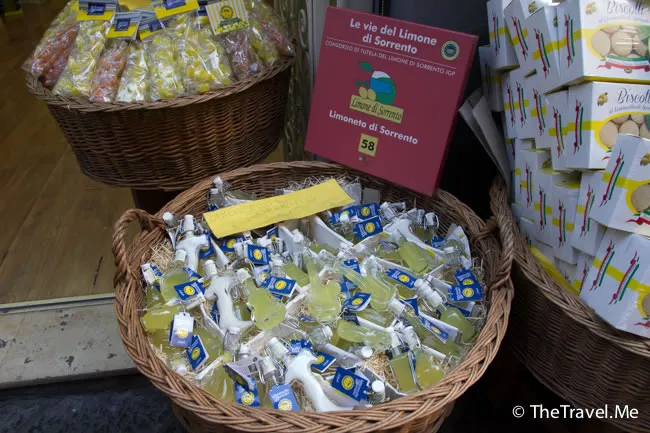 粗眉仔, 旅遊, 文化遺產, 藝術, 歐洲, 意大利, 梵蒂岡, 羅馬, 翡冷翠, 佛羅倫斯, 拿波里, 那不勒斯, 龐貝, 古蹟, 文藝復興, travel, Europe, Italy, Rome, Napoli, Florence, Renaissance, Pompeii, relics, Vatican, sorrento